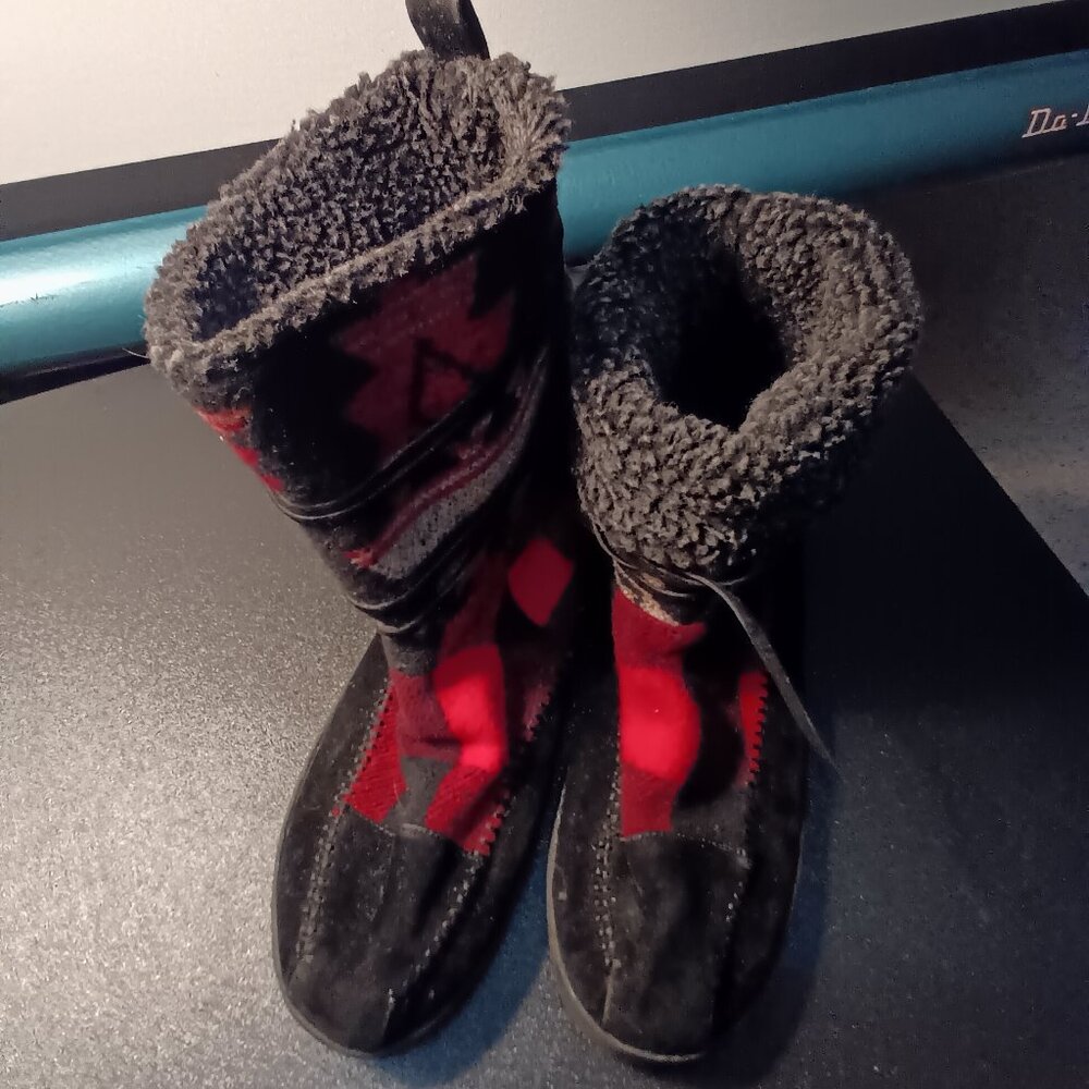 Madden Girl boots ankle height Warm Buffalo Checked and Indian Print Size 7